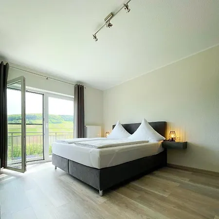 Апартаменты Haus Liane - Weingut Henrichs-roth *